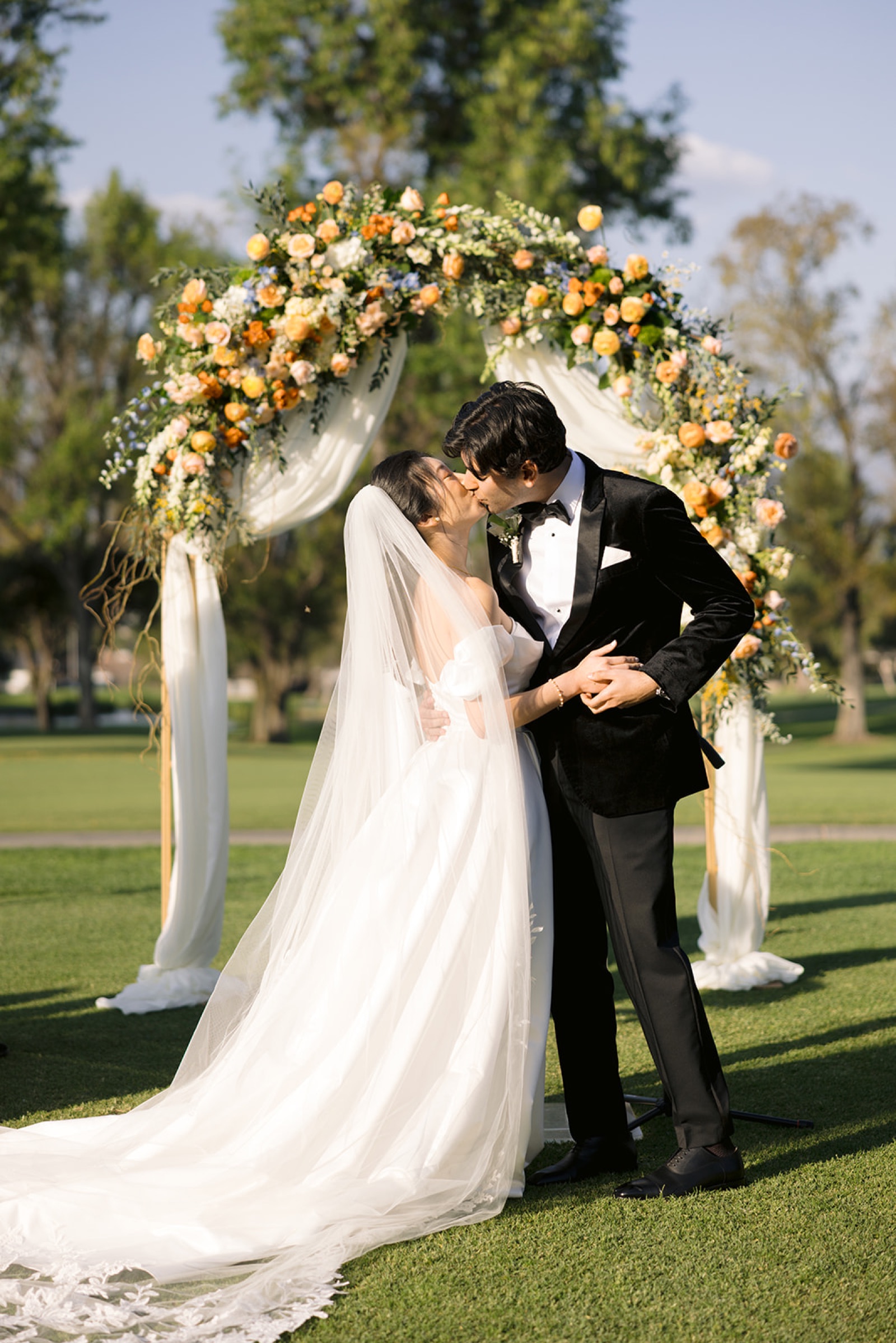 Couple portrait at South Hills Country Club