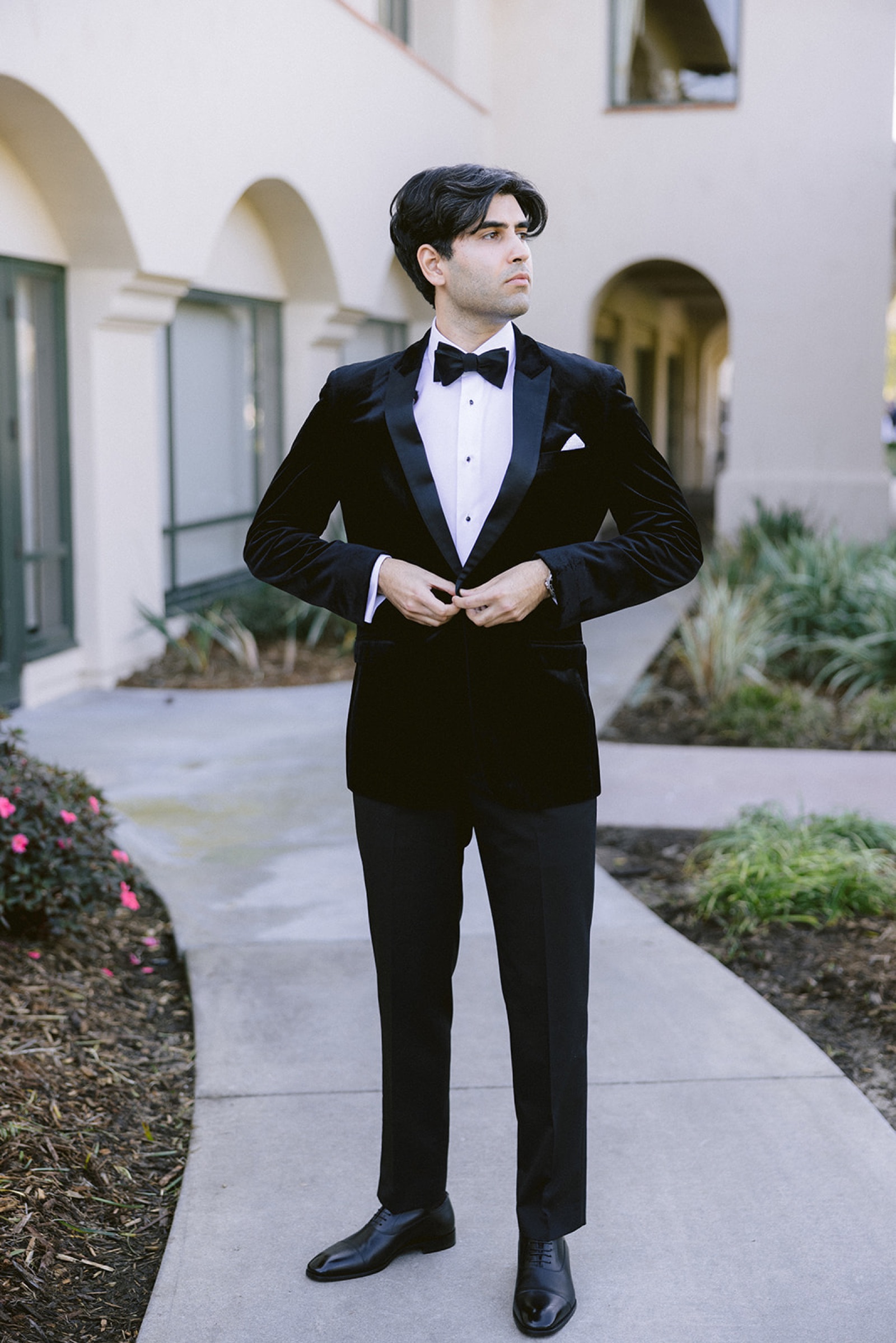 Couple portrait at South Hills Country Club